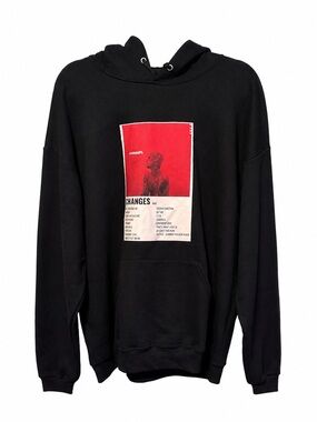 Justin Bieber Charges Black Hoodie